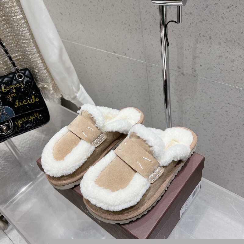 UGG Slippers